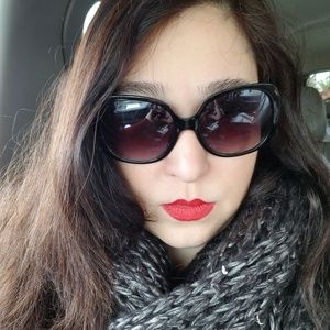 Meet your Posher, Fernanda